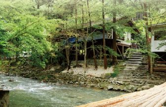 せせらぎキャンプ場　川