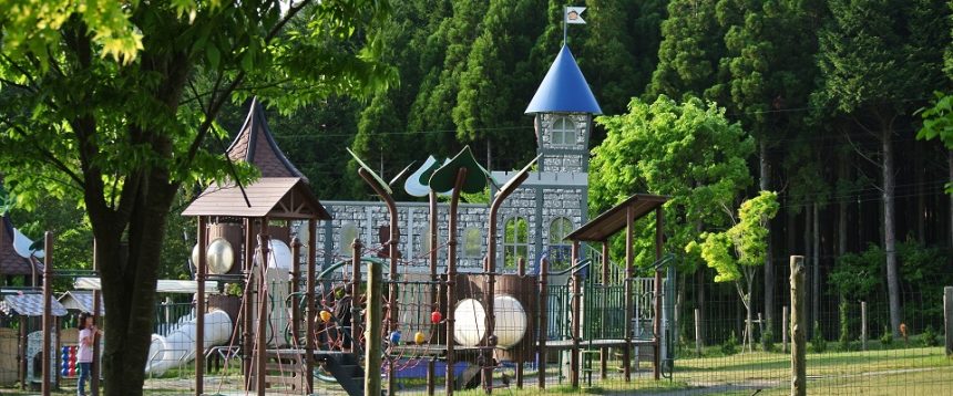 グリム冒険の森　遊具