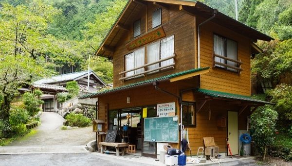 せせらぎキャンプ場/飯能市/埼玉県/バーベキュー/レンタル/BBQ/配達/手ぶら/川/花見/紅葉