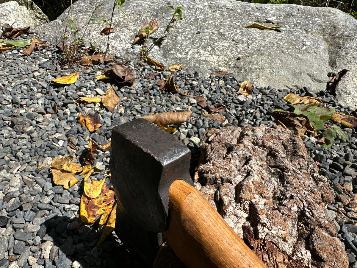 ハクスバーナ斧