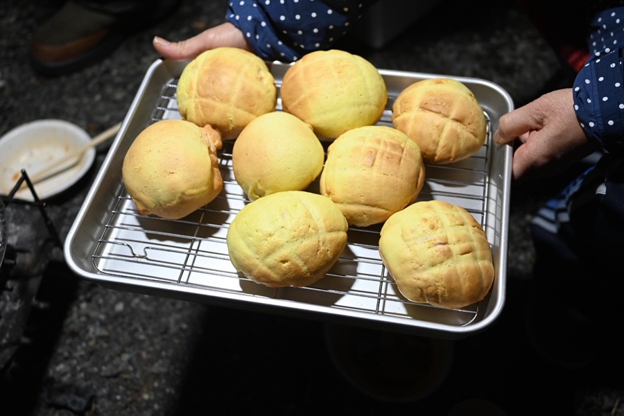 西富士オートキャンプ場　メロンパン作り